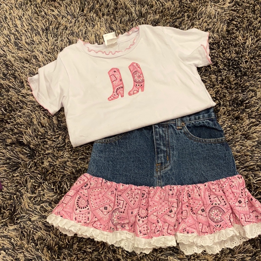 Girls shirt and matching skirt set size small